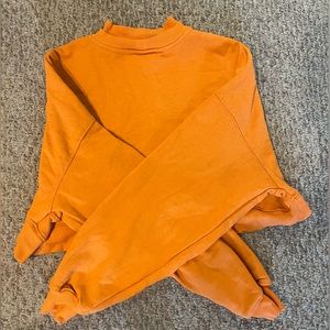 GYMSHARK CROPPED SWEATSHIRT